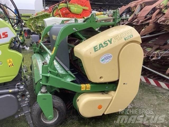 Krone BIG X 580 자동 초지기계