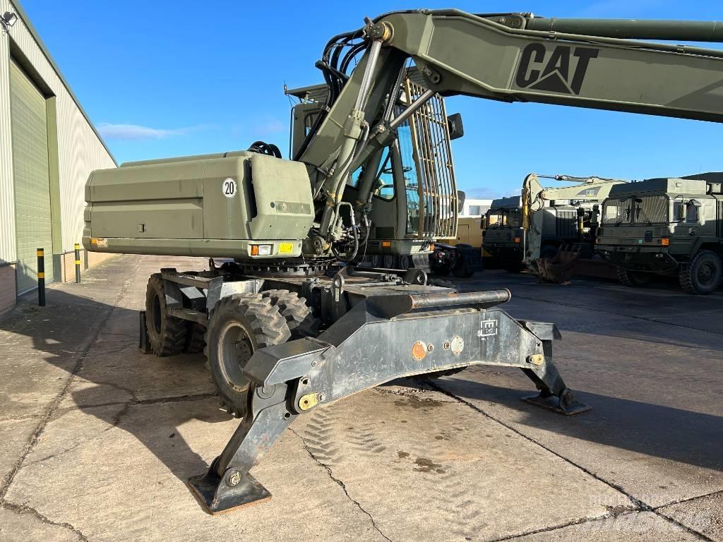 CAT 318  휠 굴삭기