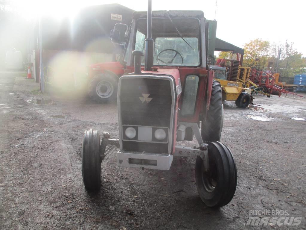 Massey Ferguson 590 트랙터