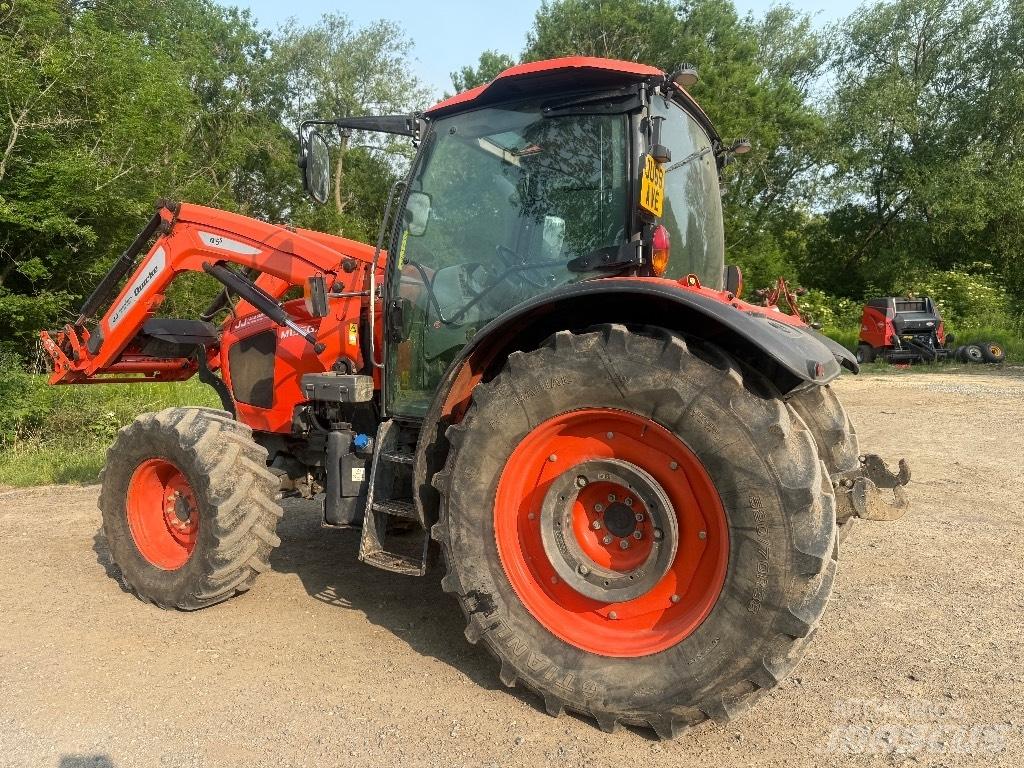 Kubota M 135 GX 트랙터