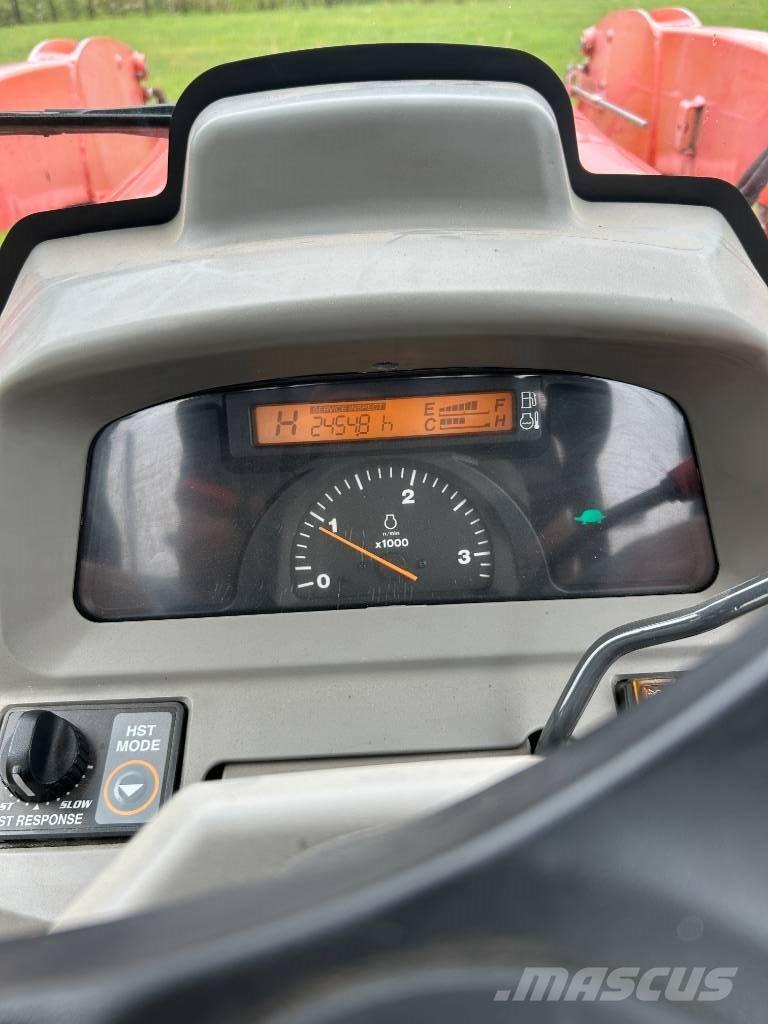 Kubota L 4240 소형 트랙터