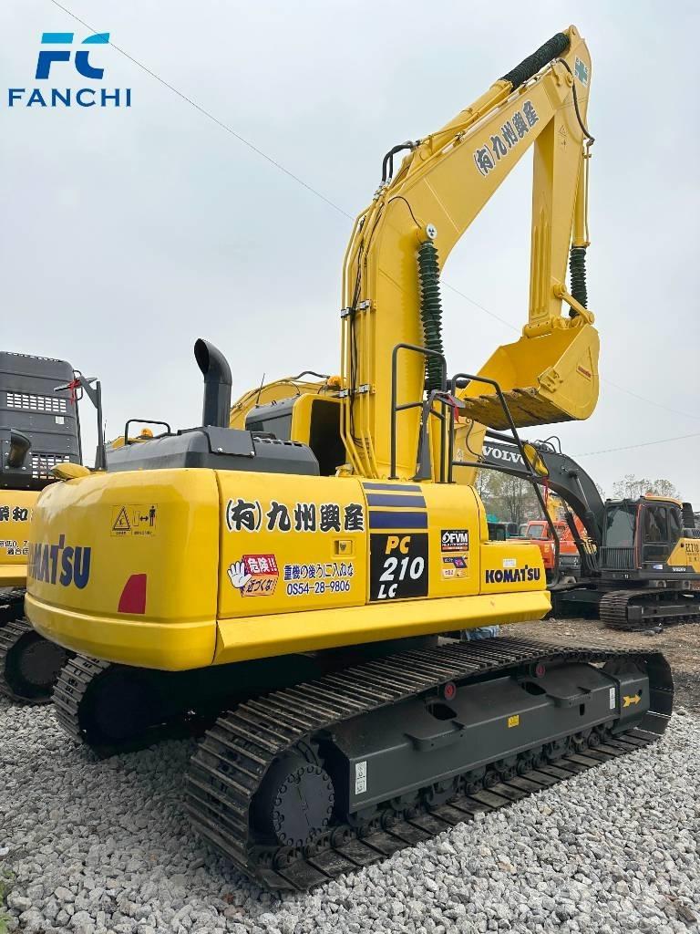Komatsu PC 210-8 대형 굴삭기 29톤 이상