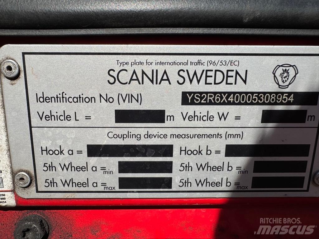 Scania R 560 목재 트럭
