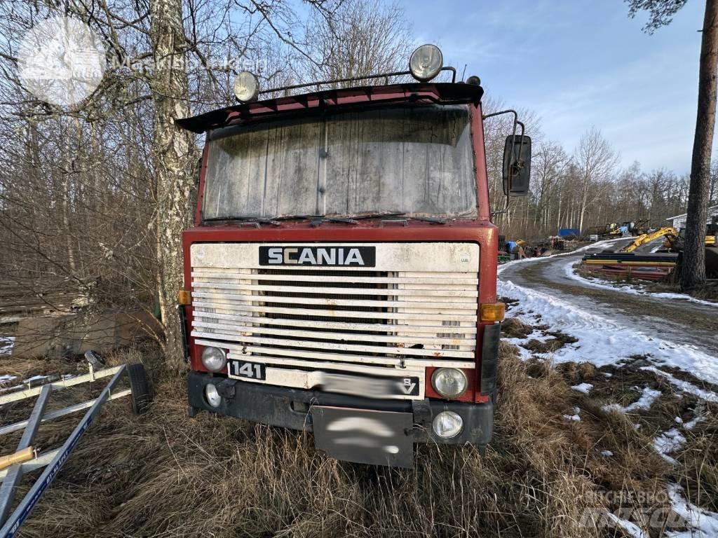 Scania T 141 산림 기계 운반 트럭