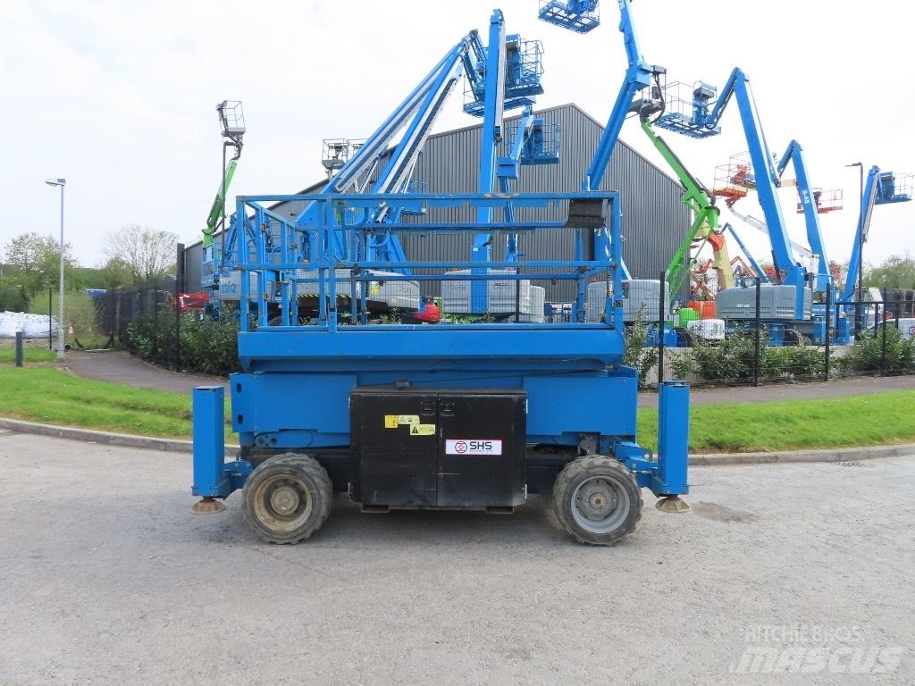 Genie GS 3369 RT 가위형 리프트