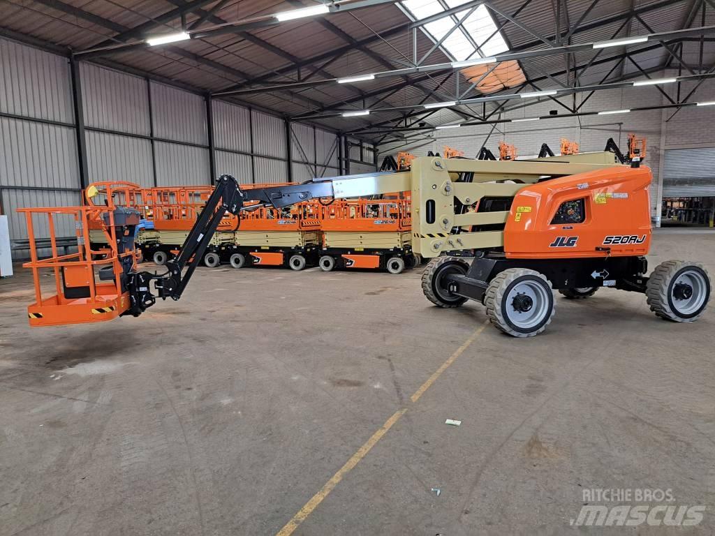 JLG 520 AJ (NEW 2024) 관절형 전동이동 리프트