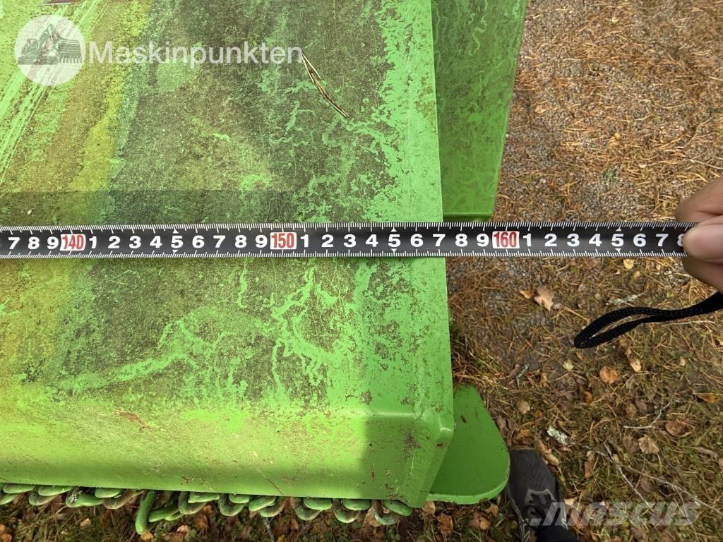 Avant Slagklippare 목장 제초기 및 토퍼