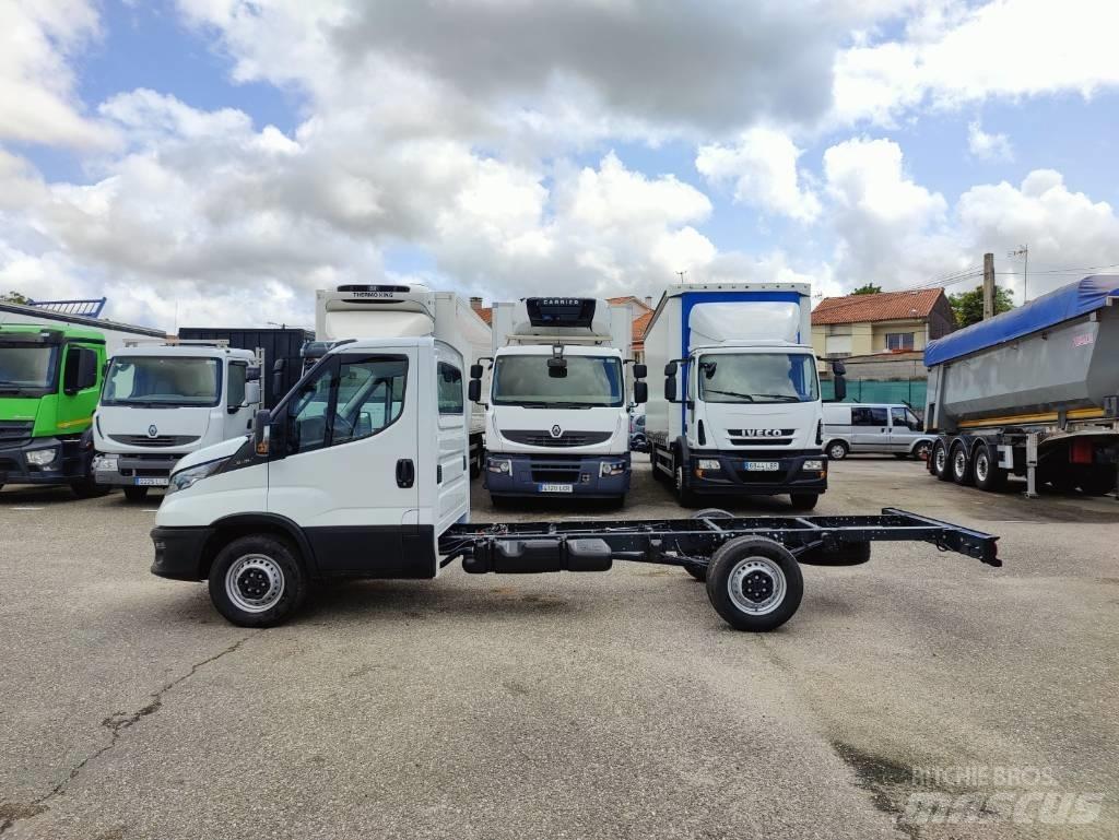 Iveco DAILY 35S16 새시 운전실 트럭