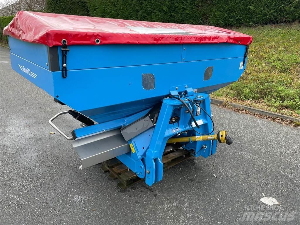 Lemken Tauri 12 미네랄 살포기