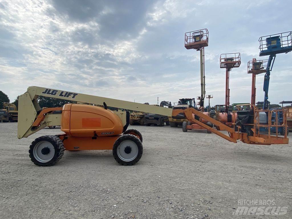 JLG 600AJ 관절형 전동이동 리프트