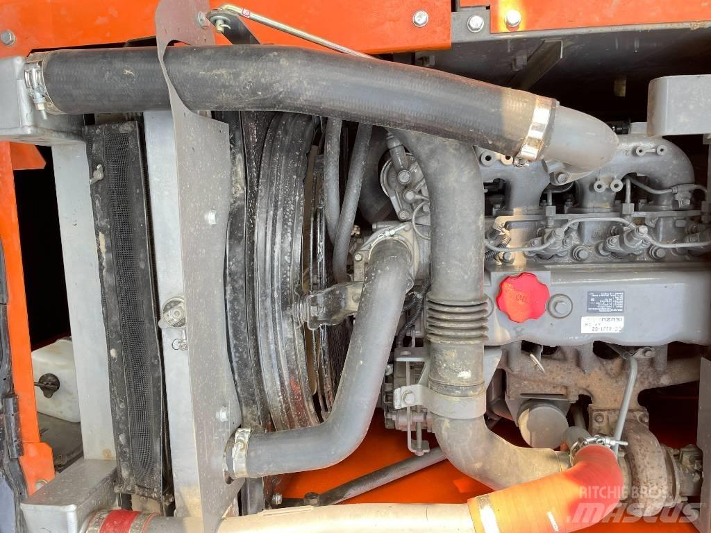 Hitachi 120 대형 굴삭기 29톤 이상