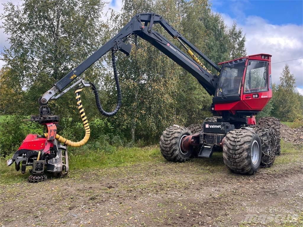 Valmet 901 TX 원목 하베스터