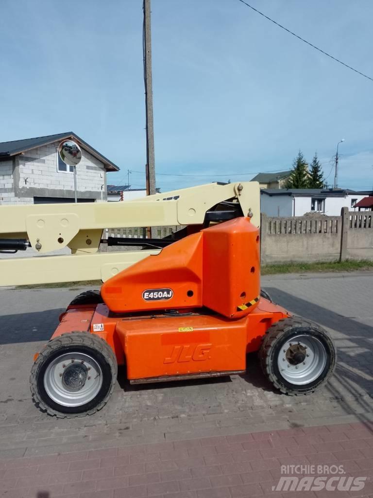 JLG E 450 AJ 관절형 전동이동 리프트