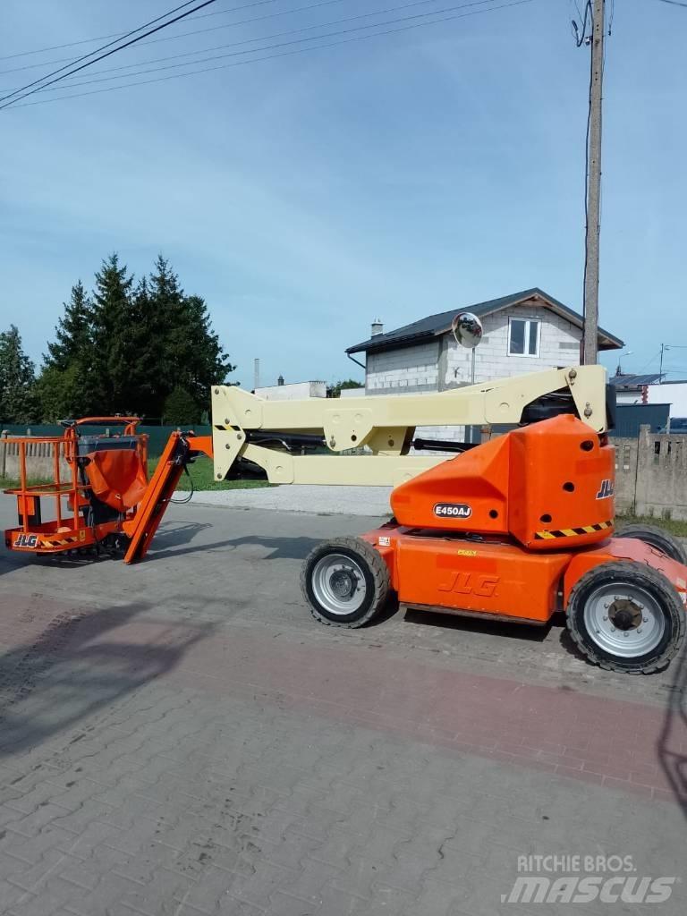 JLG E 450 AJ 관절형 전동이동 리프트