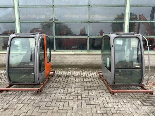Hitachi Zaxis 캐빈 및 인테리어