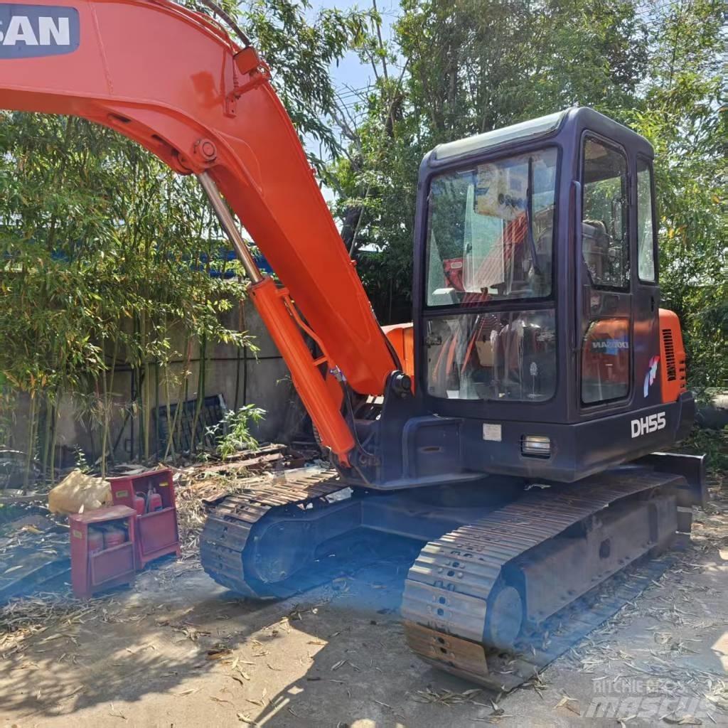 Doosan DH 55-V 소형 굴삭기 7톤 미만