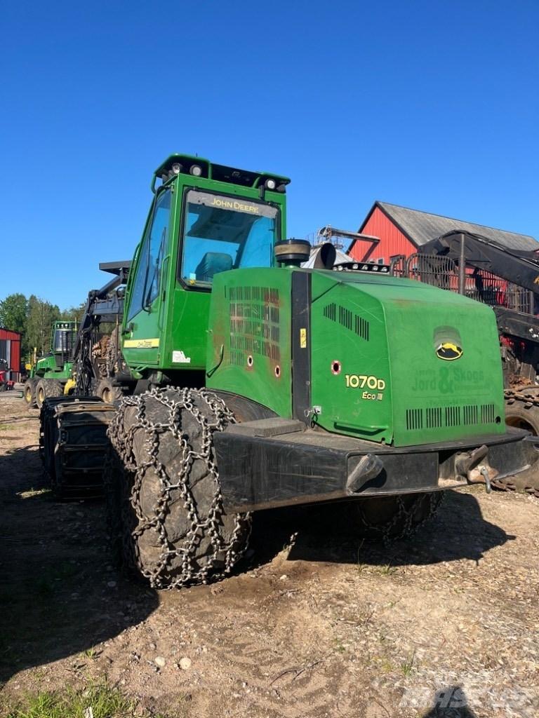 John Deere 1070 D 원목 하베스터