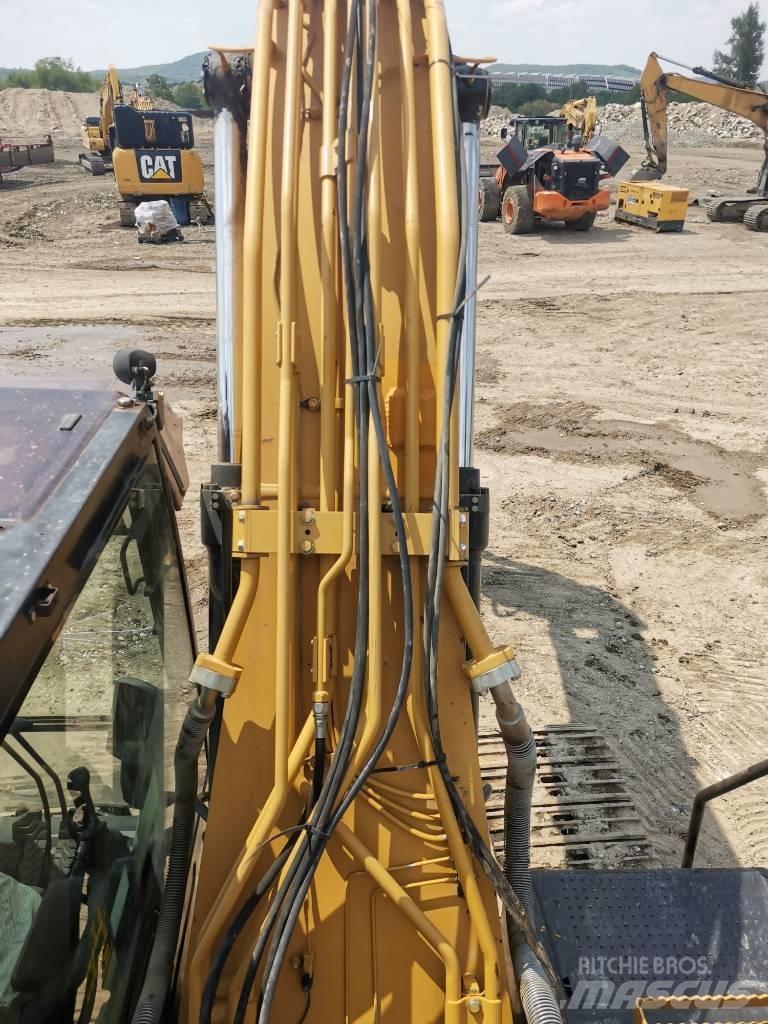 CAT 320 E 대형 굴삭기 29톤 이상