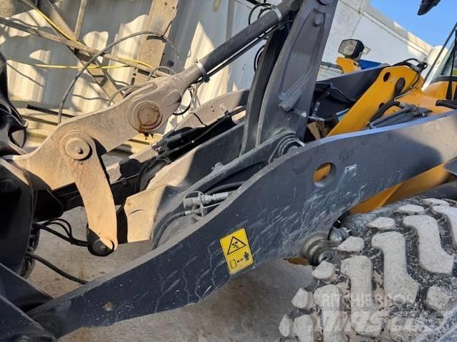 Volvo L90H  휠로우더