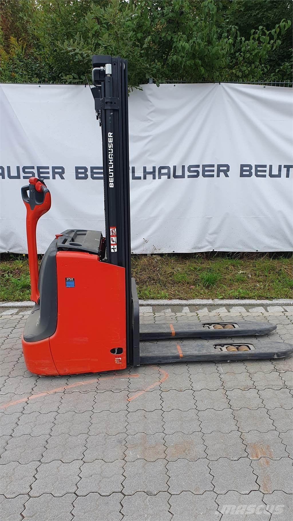 Linde L12i 포크리프트