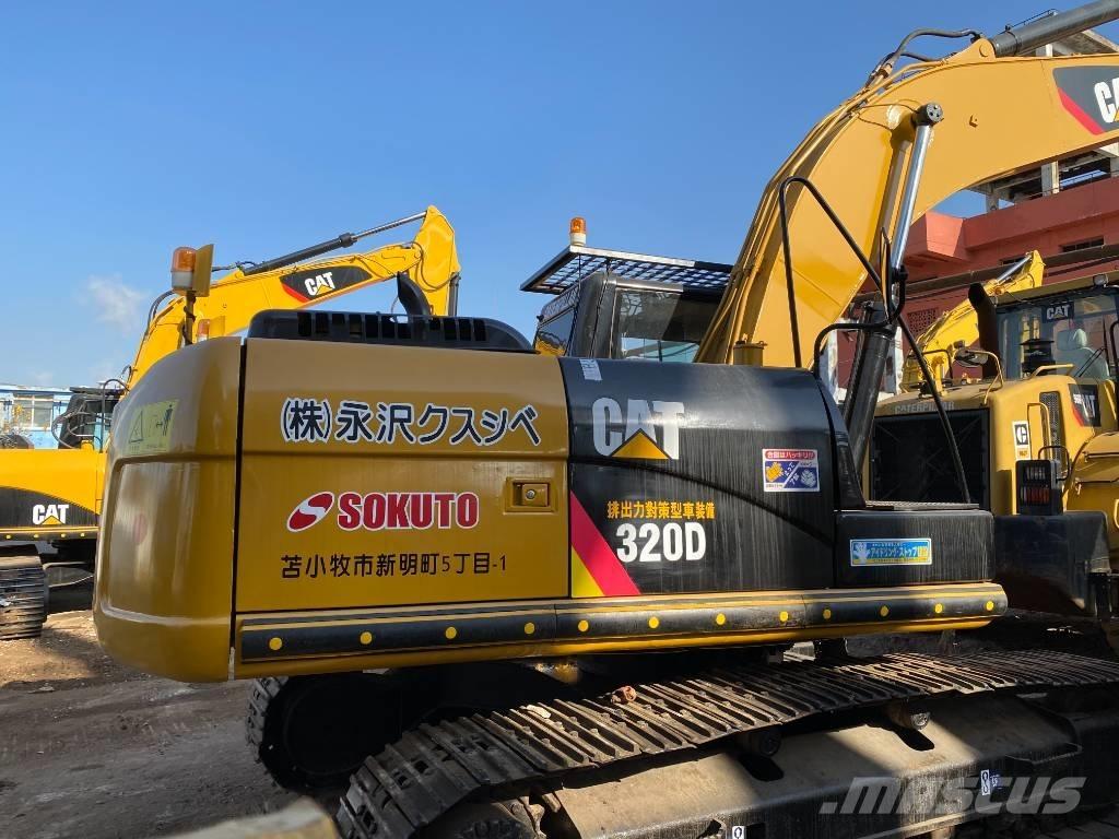 CAT 320 D 대형 굴삭기 29톤 이상