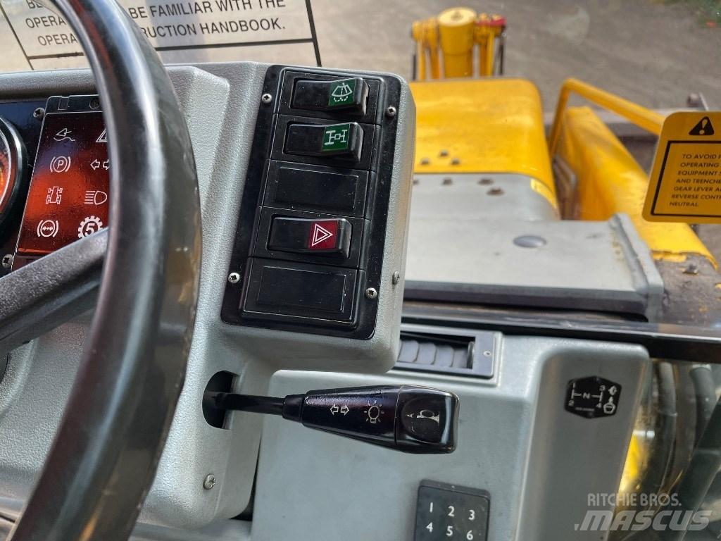 Massey Ferguson 750 백호로더
