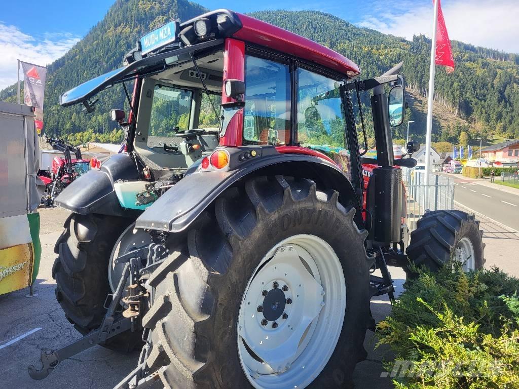 Valtra N 103.4 트랙터