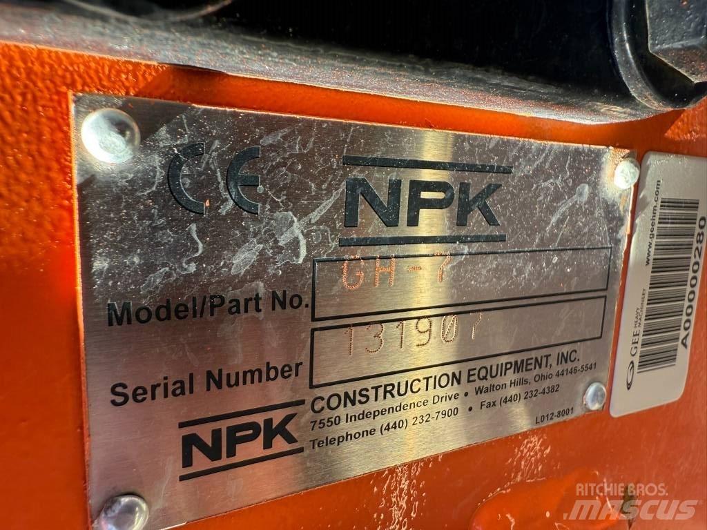 NPK GH 7 브레이커