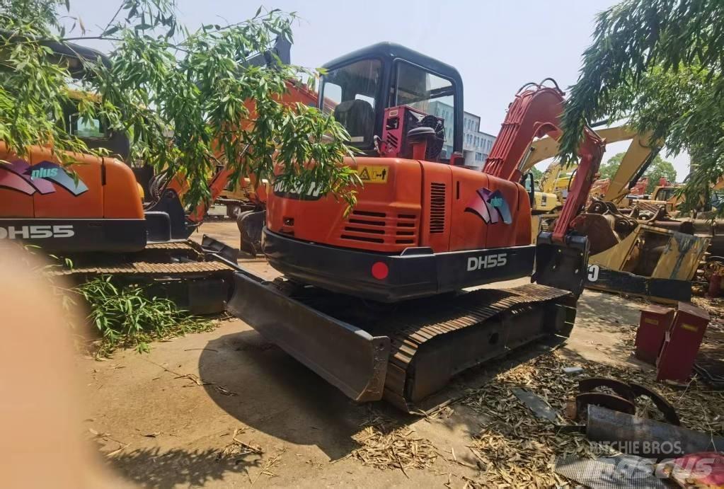 Doosan DH 55 소형 굴삭기 7톤 미만