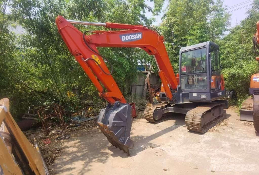 Doosan DH 55 소형 굴삭기 7톤 미만