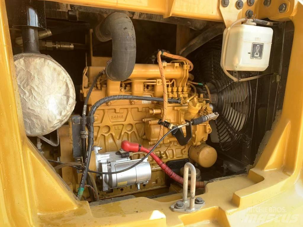 CAT 303.5 E 소형 굴삭기 7톤 미만