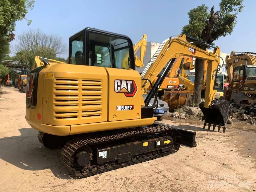CAT 303.5 E 소형 굴삭기 7톤 미만
