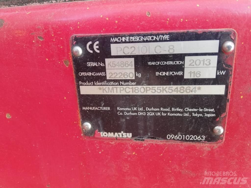 Komatsu PC 210-8 대형 굴삭기 29톤 이상