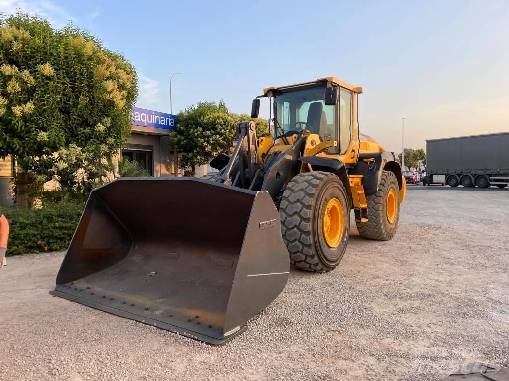 Volvo L120H  휠로우더