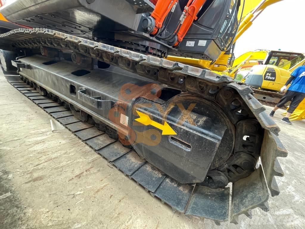 Hitachi ZX 240 대형 굴삭기 29톤 이상