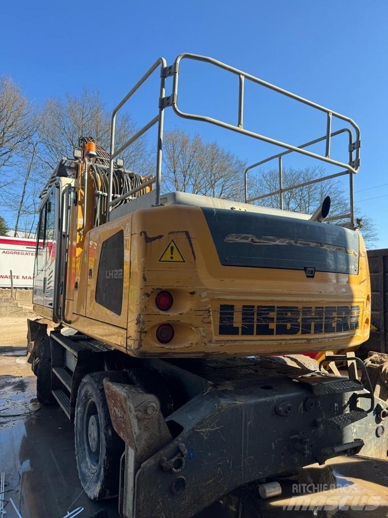 Liebherr LH 22 M 폐기물/산업 처리기