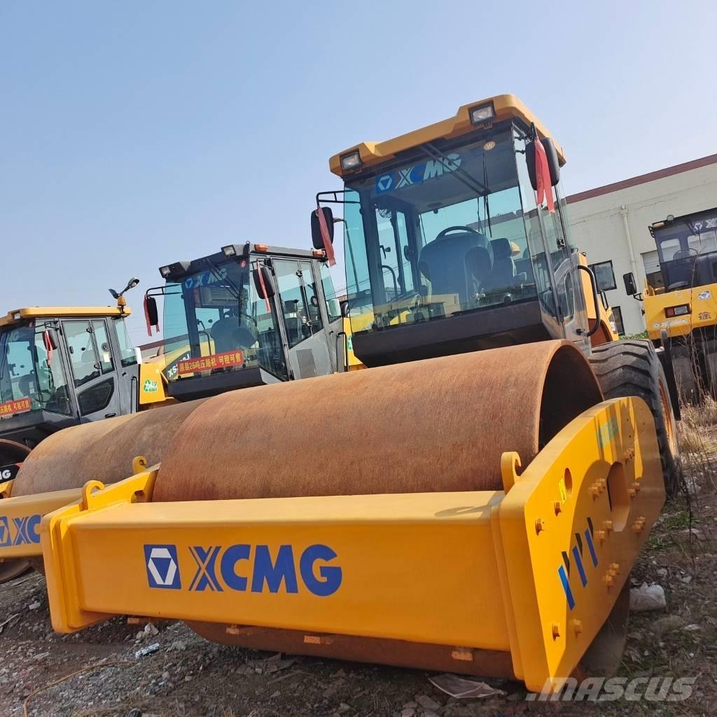 XCMG XS 263 J 싱글 드럼 롤러