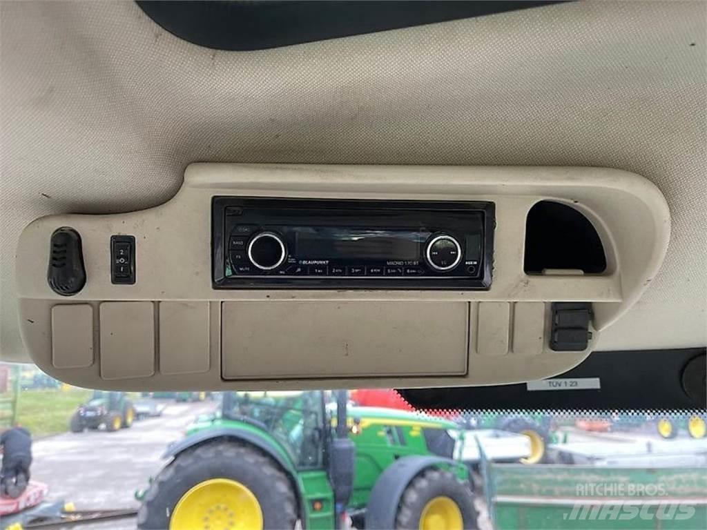John Deere 6155R 트랙터
