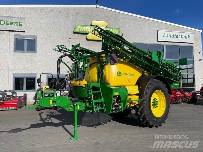 John Deere R740i 견인형 분무기