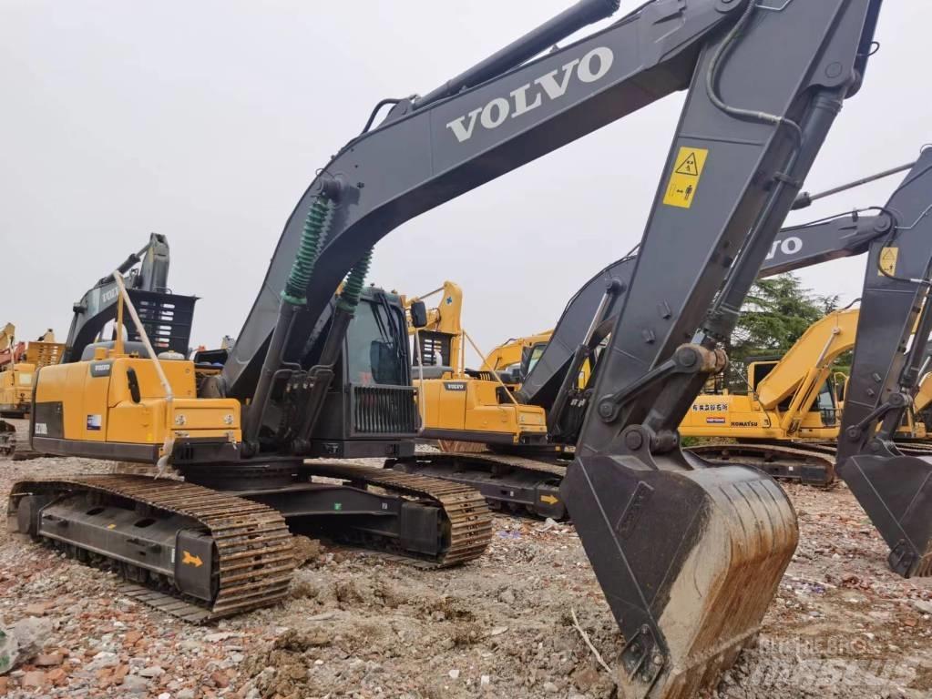 Volvo EC210D 대형 굴삭기 29톤 이상