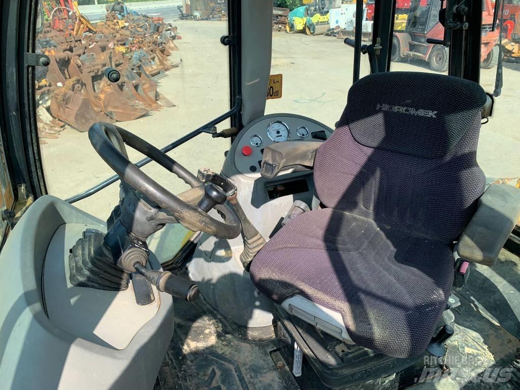 Hidromek HMK 102 백호로더