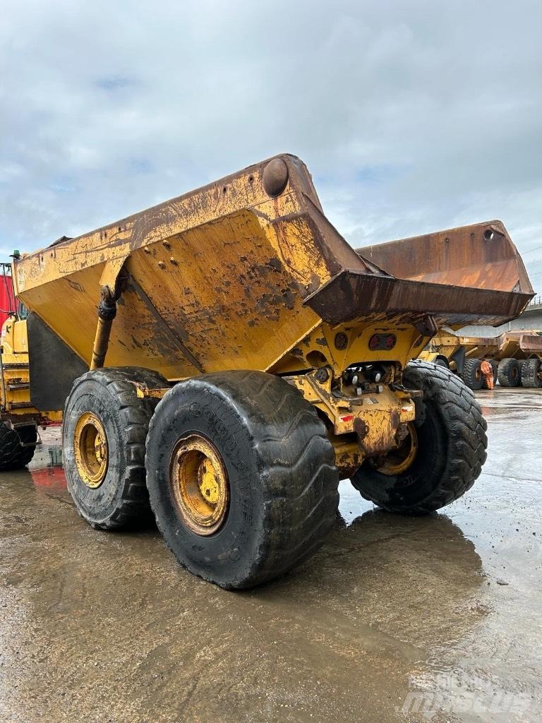 Bell B 40 D 연결식 홀러