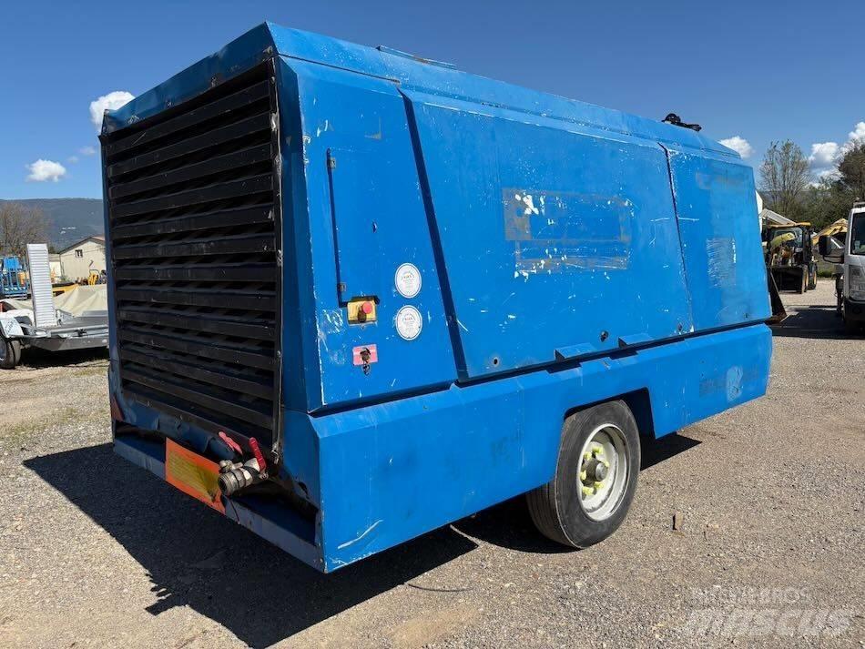 Kaeser M 250 콤푸레샤