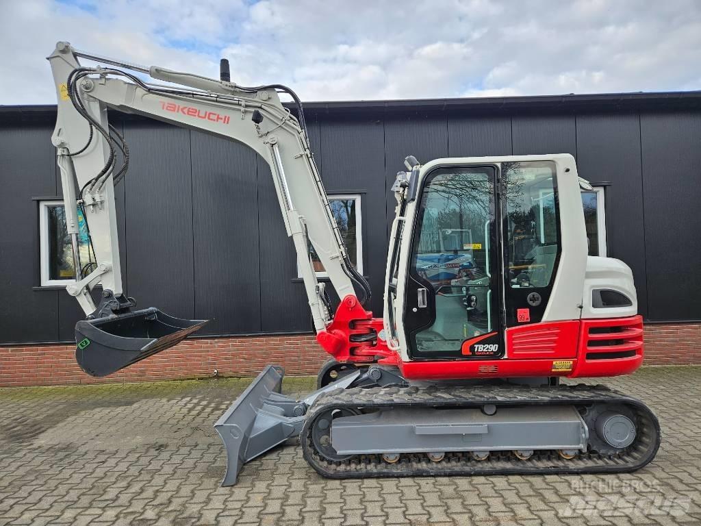 Takeuchi TB 290 중형굴삭기 7톤-28톤