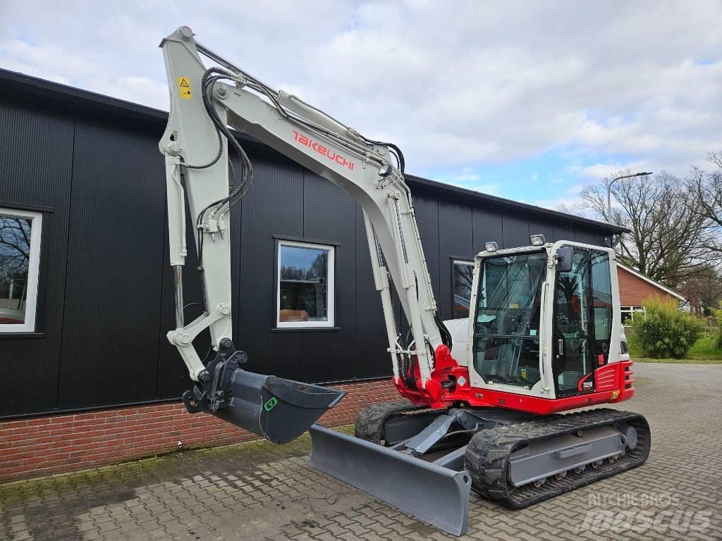 Takeuchi TB 290 중형굴삭기 7톤-28톤