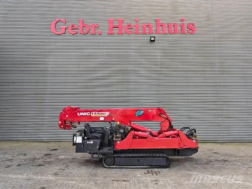Unic URW 506 CDE 트랙 크레인