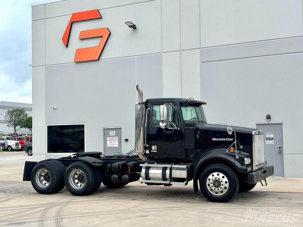 Western Star 4900 트랙터 유닛