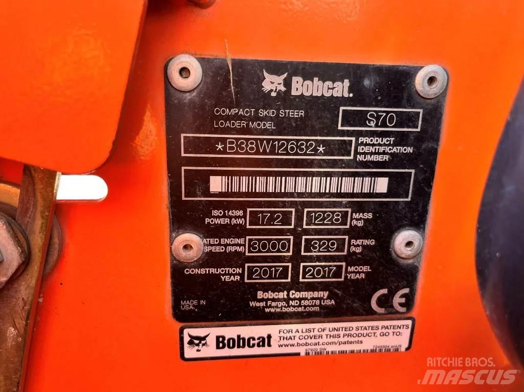 Bobcat S70  스키드로더