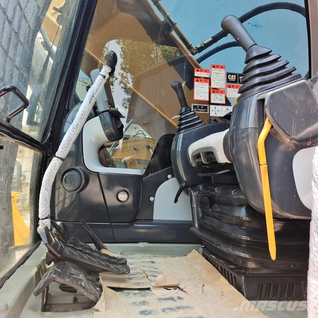 CAT 324 D 대형 굴삭기 29톤 이상