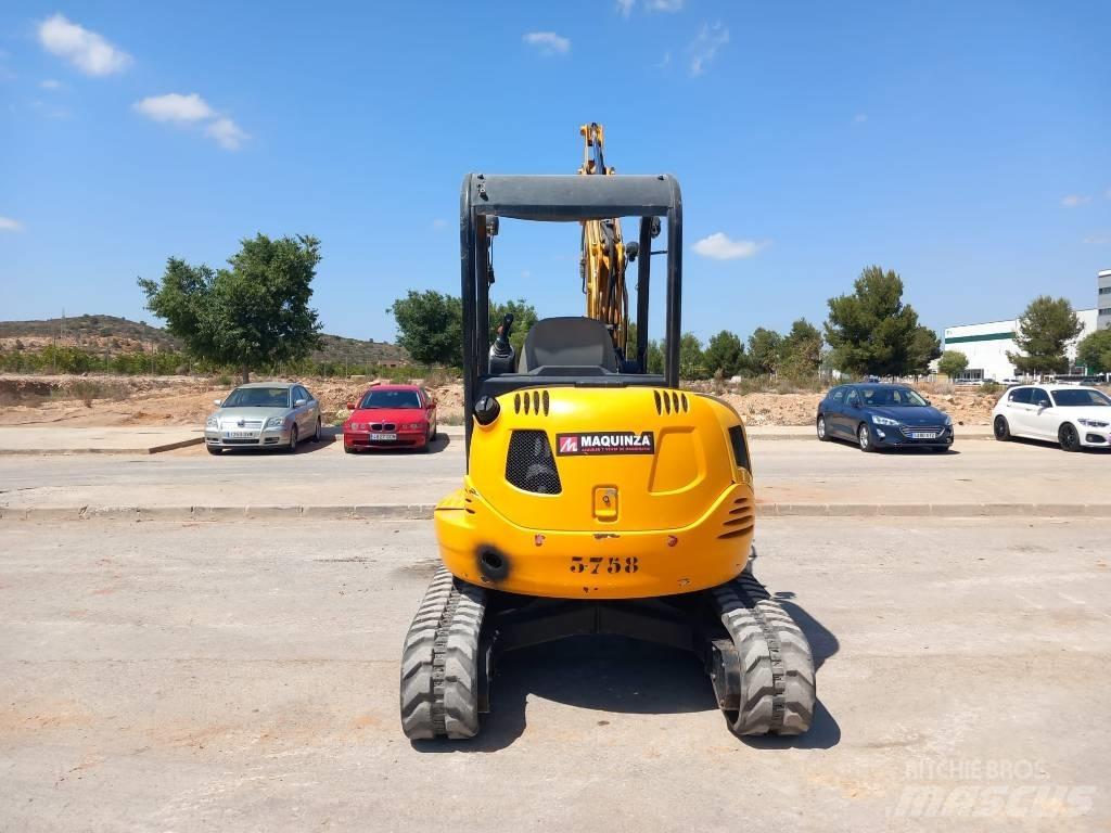 JCB 8030 ZTS 소형 굴삭기 7톤 미만